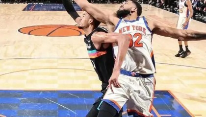 yl7703永利-克马刺者纽约，掘金再遭败绩|约基奇|卡尔-安东尼-唐斯|圣安东尼奥马刺队|迈尔斯·布里奇斯|尼古拉-约基奇_新浪体育_新浪新闻